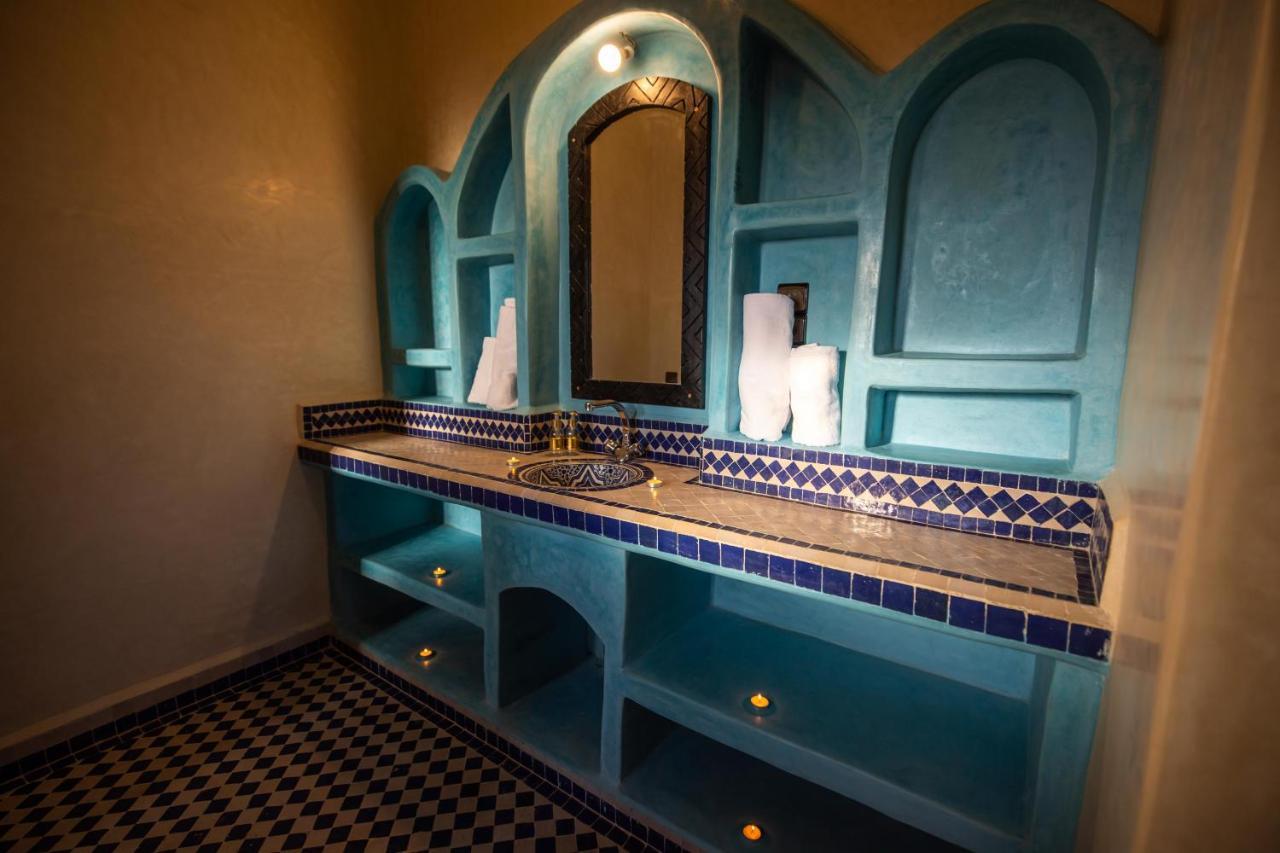 Riad Les Jardins De Мерзуга Экстерьер фото