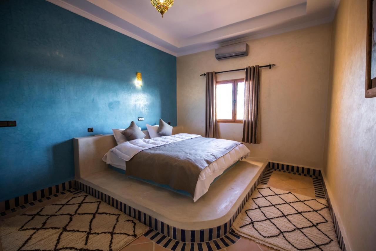 Riad Les Jardins De Мерзуга Экстерьер фото