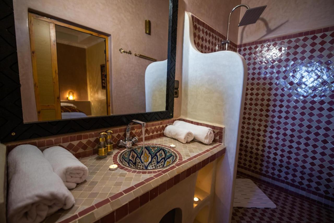 Riad Les Jardins De Мерзуга Экстерьер фото